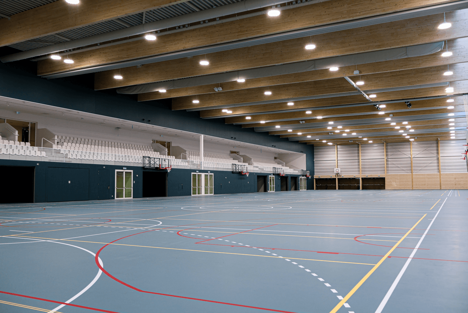 The renewed sports hall of Merwestein.